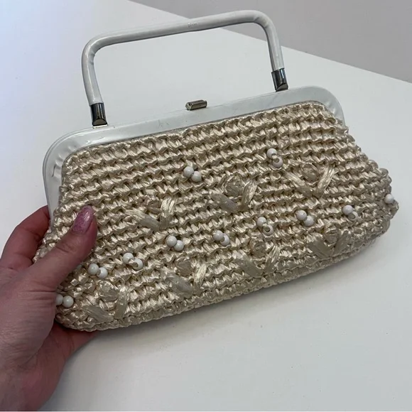Vintage Rattan Straw Woven Purse Tan White Beaded - Picture 3 of 10